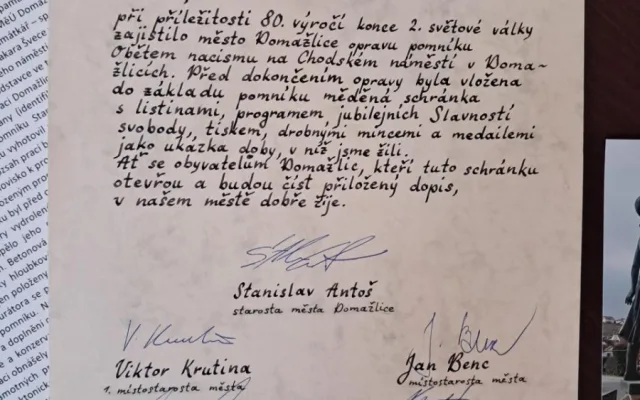 Opravený pomník obětem nacismu v sobě nese schránku pro budoucí generace