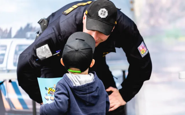 Přijďte si zatrénovat s policisty nebo nahlédnout do zákulisí cizinářů
