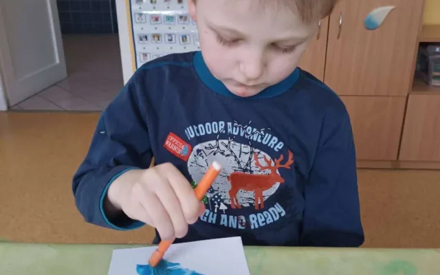 Vojtíšek zůstane navždy dítětem, jako by se zastavil čas. Rodiče to ale nevzdávají