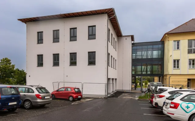 Horažďovická nemocnice otvírá nový pavilon na rehabilitaci a zázemí pro personál