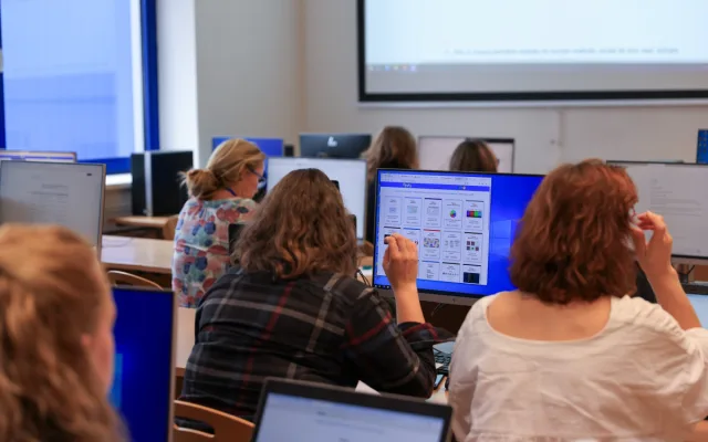Mimořádné studium je vhodné pro všechy věkové skupiny od 15 let