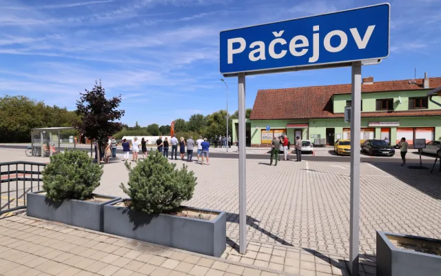 Ukázkový přestupní terminál za 25 milionů má malá obec na Klatovsku