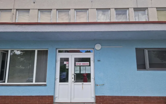 Rodiče tisíců dětí o svého pediatra nepřijdou, obvod pro ně našel dočasné prostory