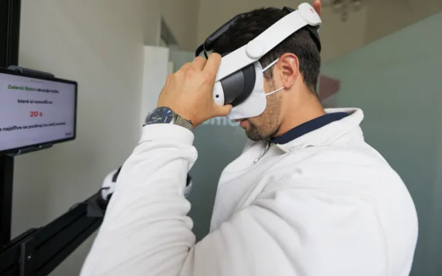 Plzeň jako první na světě zdarma nabízí trénink první pomoci s virtuální realitou