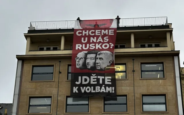 Babiš šel na akci ANO v Plzni do ostrého konfliktu se studenty. Došlo i na Jezulátko