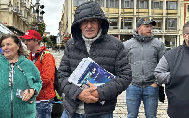 Babiš šel na akci ANO v Plzni do ostrého konfliktu se studenty. Došlo i na Jezulátko