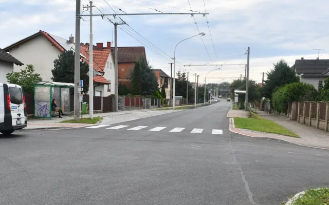 Provoz už se vrátil na opravený úsek Štefánikovy ulice v plzeňských Černicích
