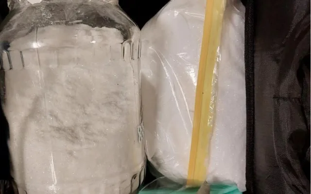 Z těchto látek lze vyrobit kilogram pervitinu