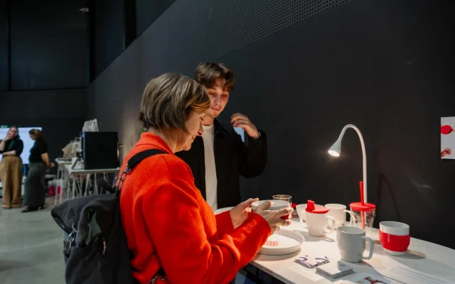 Designová sci-fi střelnice a prototypy pralinek, Sutnarka zaujala na Designbloku