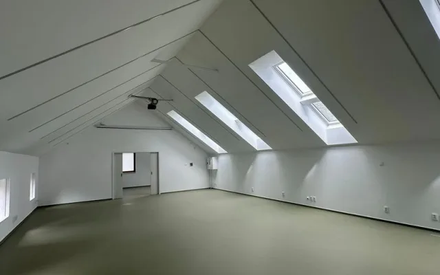 Plzeňští skauti otevřeli za 26 milionů vzdělávací centrum a mezinárodní základnu