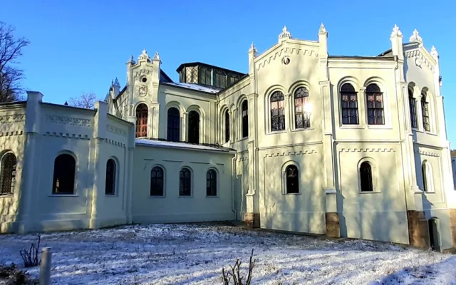 Jízdárna nabídne adventní prohlídky i vánoční trh