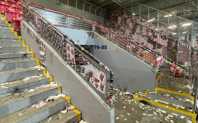Slavia dostala rekordní pokutu 600 000 za řádění fanoušků a demolici stadionu v Plzni