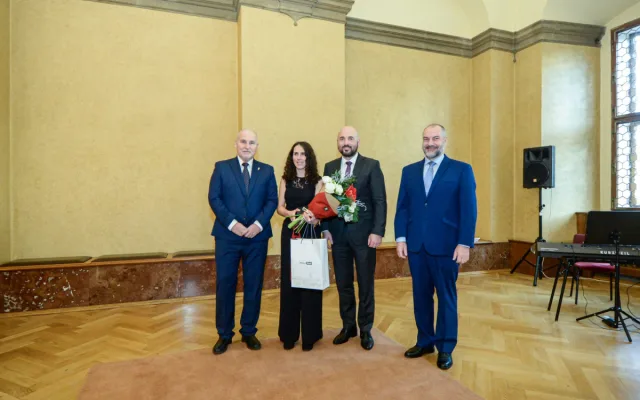 FOTO: Hrdinové, kteří žijí mezi námi. Na plzeňské radnici bylo oceněno 22 statečných