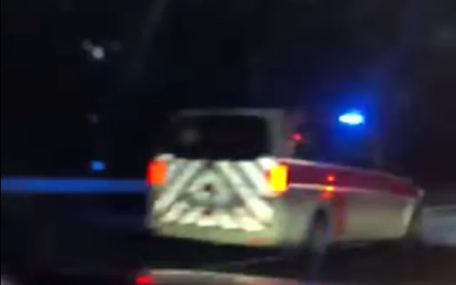 Šlo o minuty. Policie eskortovala po D5 německou sanitku jedoucí pro srdce do Prahy