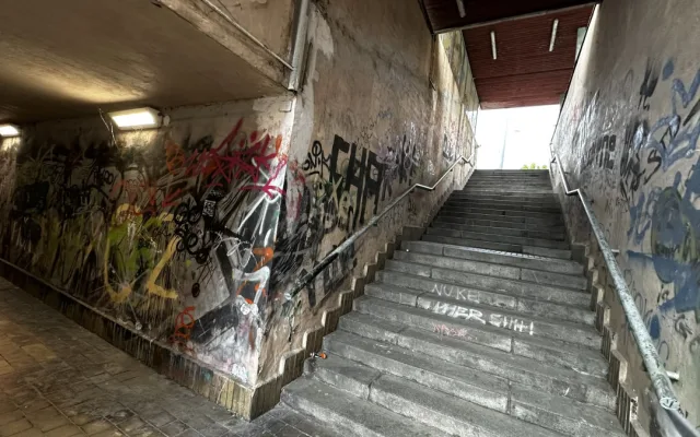 Strašidelný podchod zmizí. Rušnou Rokycanskou překlene lávka dlouhá 116 metrů