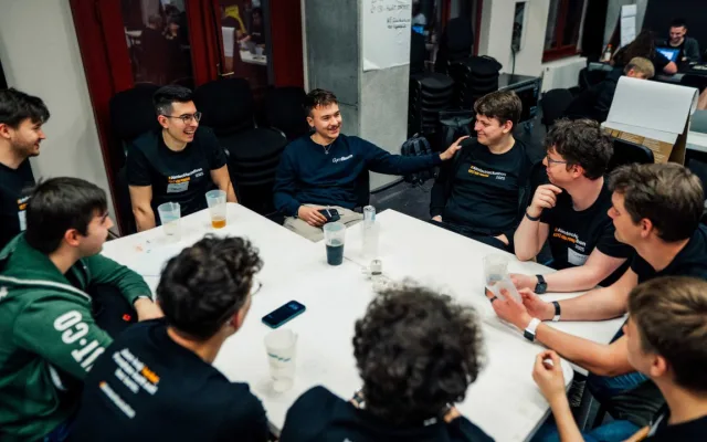 Týmy budou hledat IT pomoc handicapovaným, hackathon nabídne i dětský program