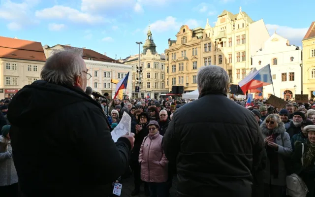 Přerostlé dítě za ministra nechceme, lidé v Plzni vyjádřili prezidentovi podporu