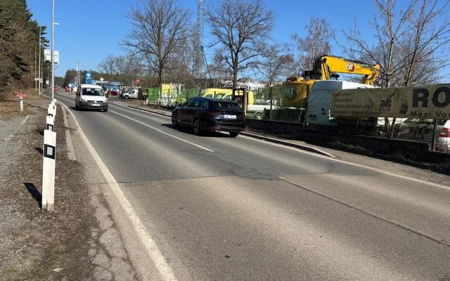 Řidiče čeká další nepříjemné omezení, kraj s městem opraví silnici na okraji Plzně