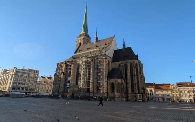 Končí podoba náměstí Republiky, jakou jsme znali desítky let. Přibudou stromy