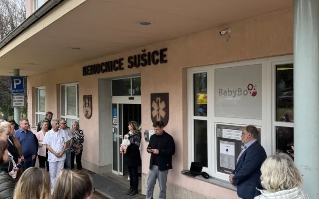 Šanci na život dostalo díky babyboxům 282 dětí, umístění toho nového budí emoce