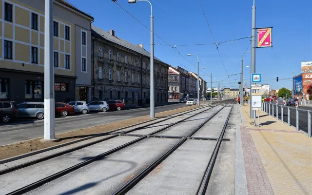 Končí rekonstrukce tramvajové trati číslo 2. Provoz se na koleje vrátí od 1. května