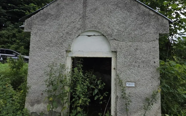 Stav kaple před začátkem záchranných prací.