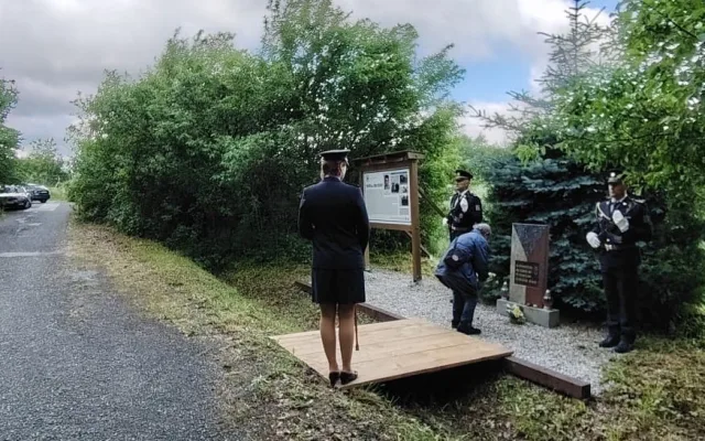 Památku policisty Jiřího Hrubého uctili jeho kolegové společně s rodinou