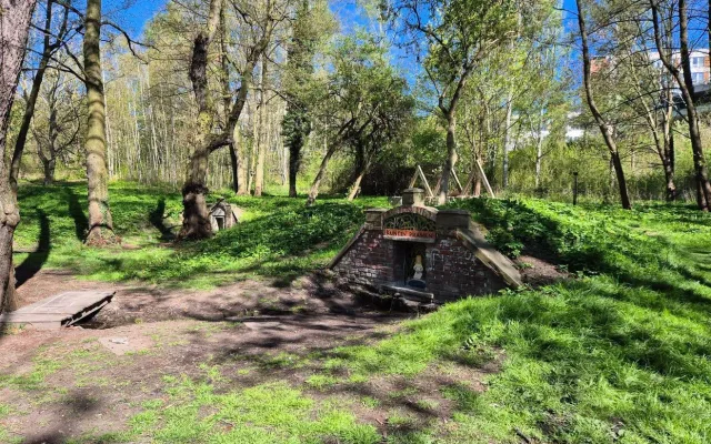Přírodní studánky lákají k osvěžení, voda z nich ale může způsobit nepříjemné obtíže