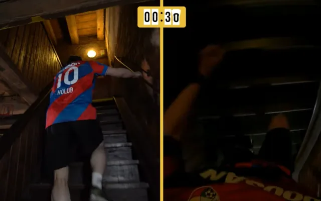 Biskup Holub vyběhl na věž chrámu sv. Bartoloměje. Vyzval lidi k neobvyklému závodu