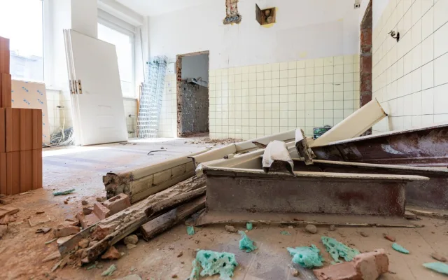 Kompletní rekonstrukce polikliniky se už rozběhla v areálu Rokycanské nemocnice