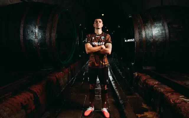 Odkaz na přírodu, průmysl i pivo. FC Viktoria Plzeň představila nové dresy