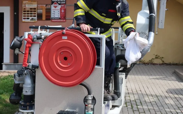 FOTOGALERIE: Záchrana čapích mláďat