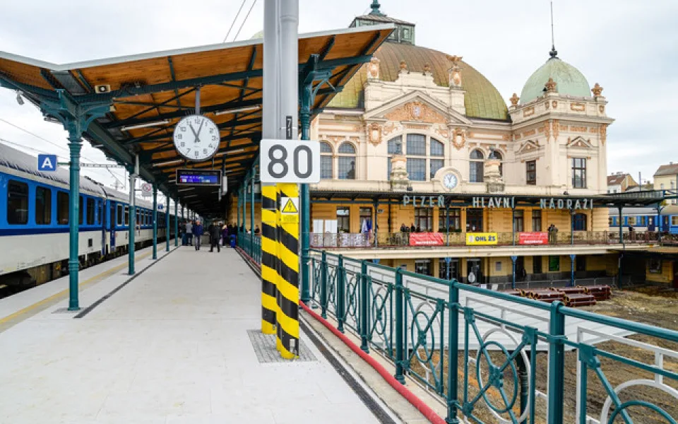 Modernizace plzeňského hlavního vlakového nádraží je u konce.