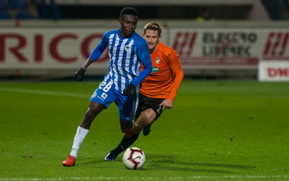Špatná koncovka připravila Slovan o body. Liberec padl s Plzní 0:2.