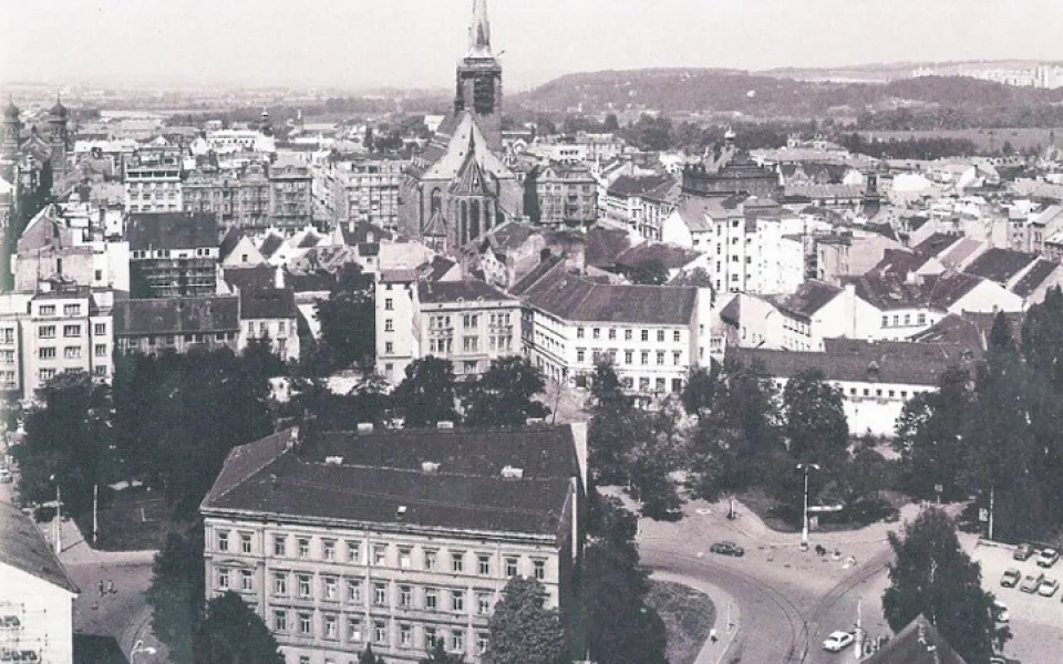 Procházky Plzní před rokem 1989.