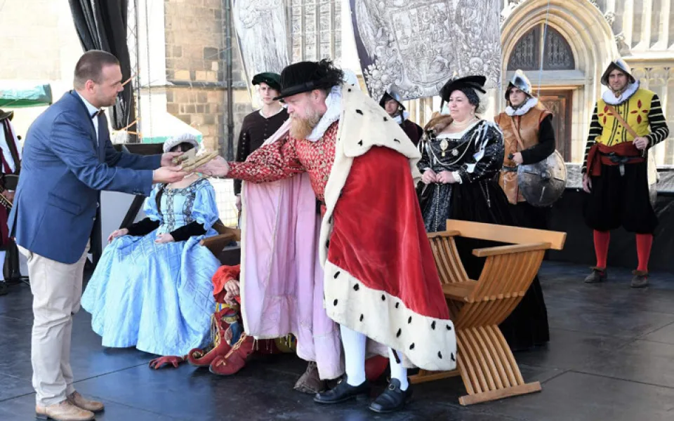 Císař Rudolf II. vládl o víkendu Plzni
