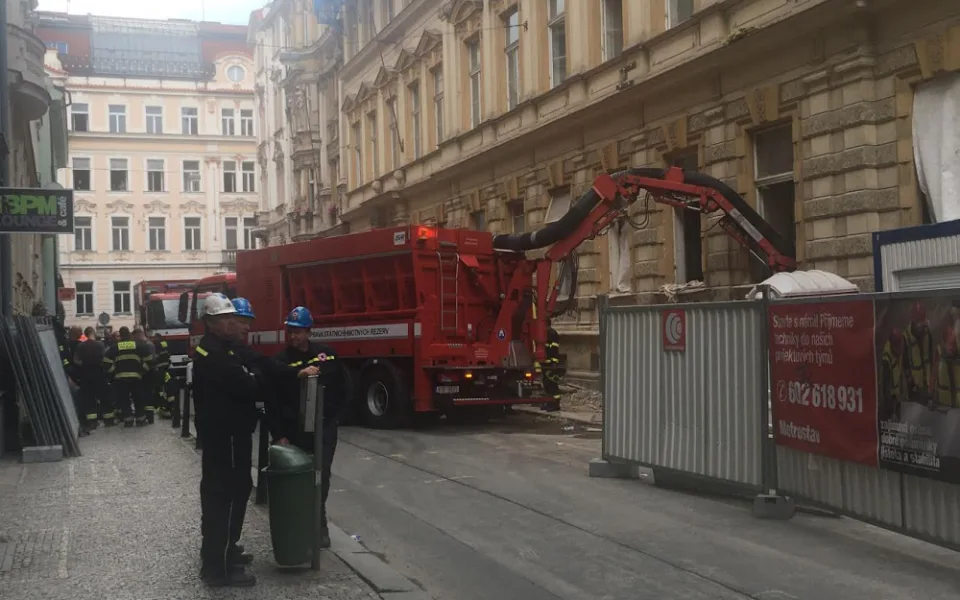 Speciální sací bagr státních rezerv zasahoval letos už třikrát.