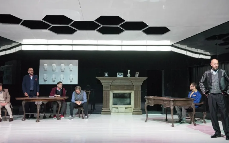 Plzeňské divadlo uvede Čapkovo drama R.U.R.