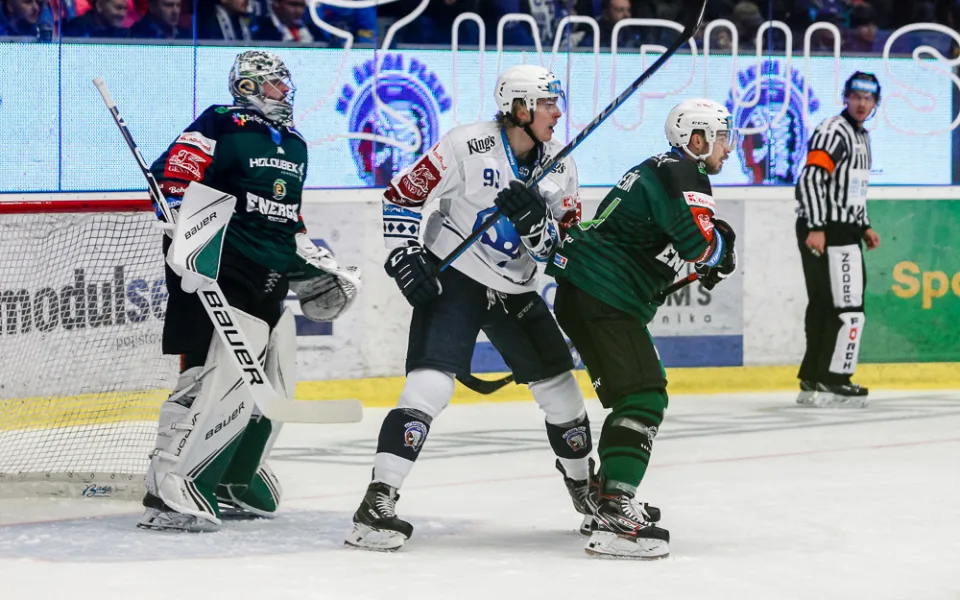 Plzeň díky Robovým dvěma gólům zdolala v derby Karlovy Vary.