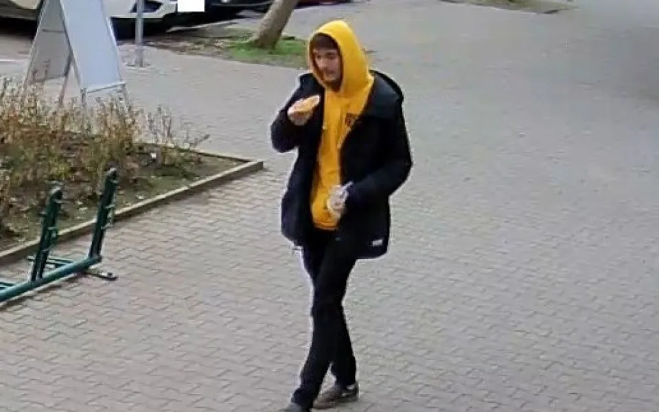Policie pátrá v souvislosti s vyšetřováním případu po totožnosti tohoto muže