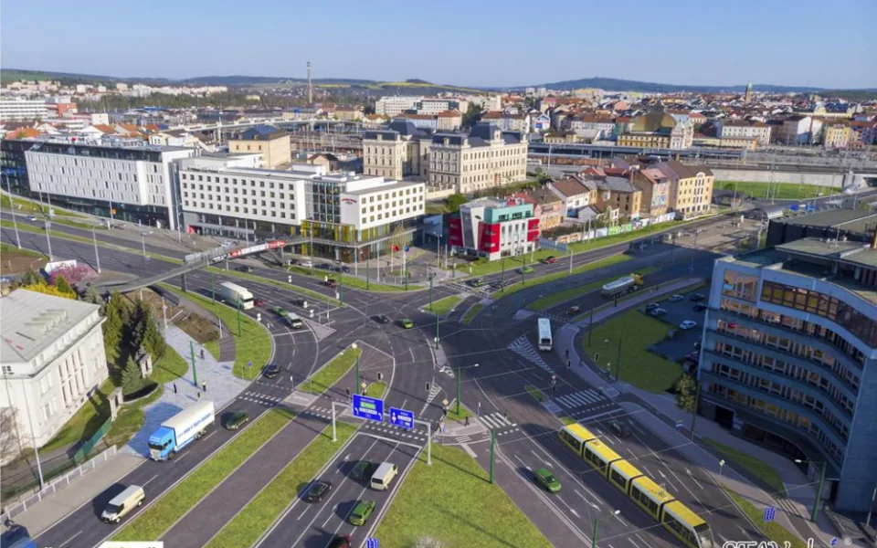 Takto by měla po přestavbě vypadat křižovatka U Jána, chodci se konečně dočkají přechodů se semafory