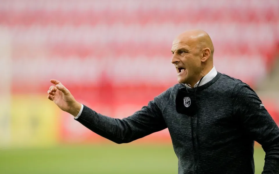 Trenér FC Viktoria Plzeň Adrian Guľa 