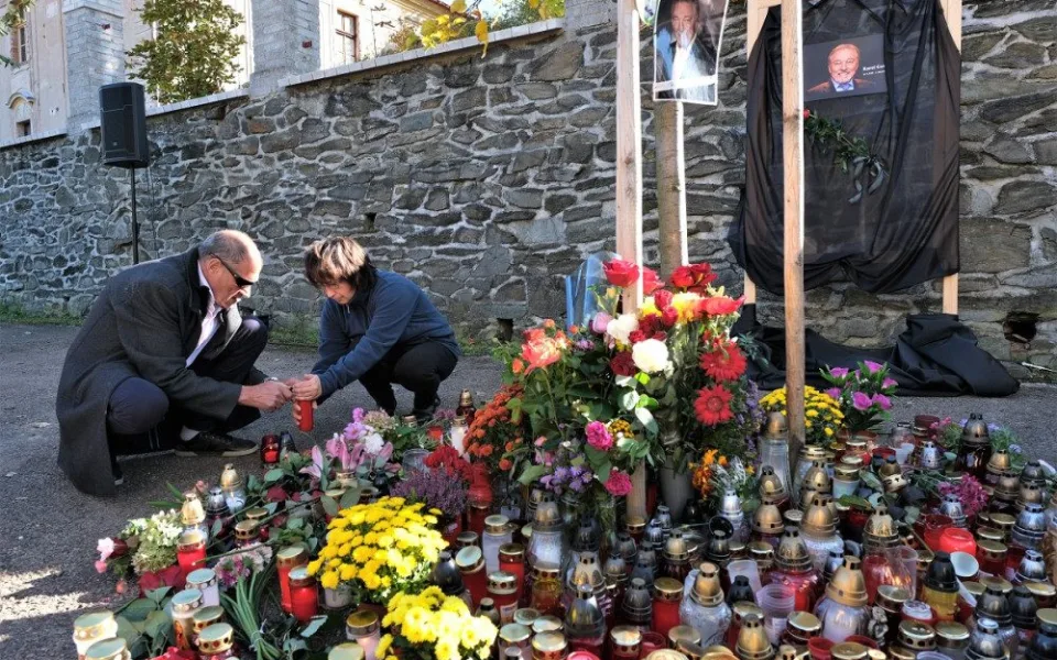 Loňská vzpomínka v Újezdu u Svatého Kříže