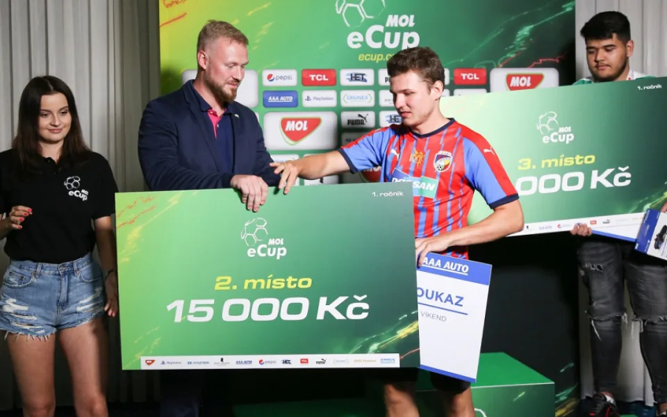 Na premiérovém ročníku MOL eCUP brala Viktoria Plzeň druhé místo