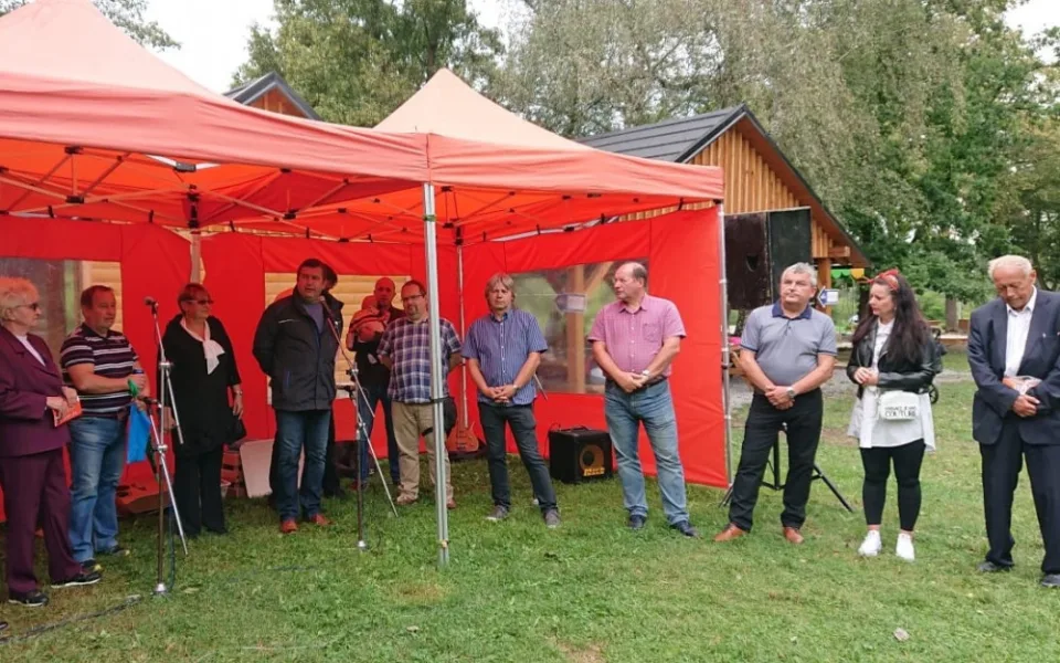 ČSSD cílí v kampani pro krajské volby na seniory, mladé rodiny a zadržování vody v krajině