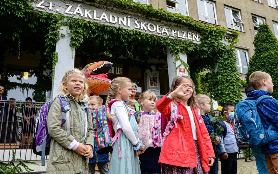 Do plzeňských škol zřizovaných městem nastoupilo dnes 1600 prvňáčků