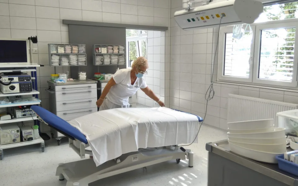 Do přístavby Stodské nemocnice se nastěhovala gastroenterologie a v novém je i JIP a plicní ordinace