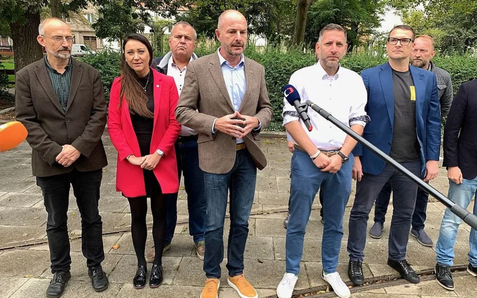 VOLBY 2020: Piráti a STAN se vzdali nároku na post hejtmana v Plzeňském kraji ve prospěch ODS a TOP 09