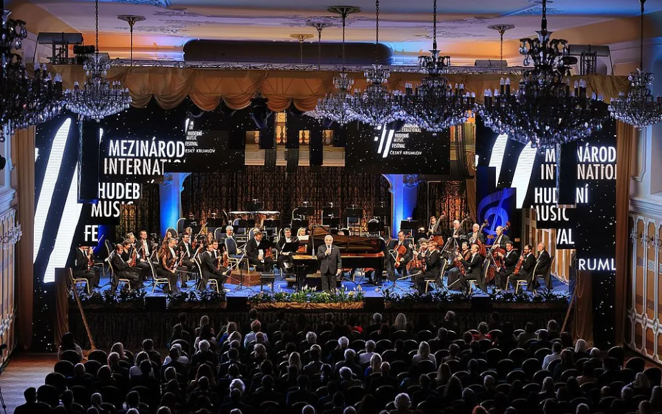 Vřelé publikum a inspirativní město, shodují se umělci. 29. ročník Mezinárodního hudebního festivalu Český Krumlov uzavřel koncert České filharmonie