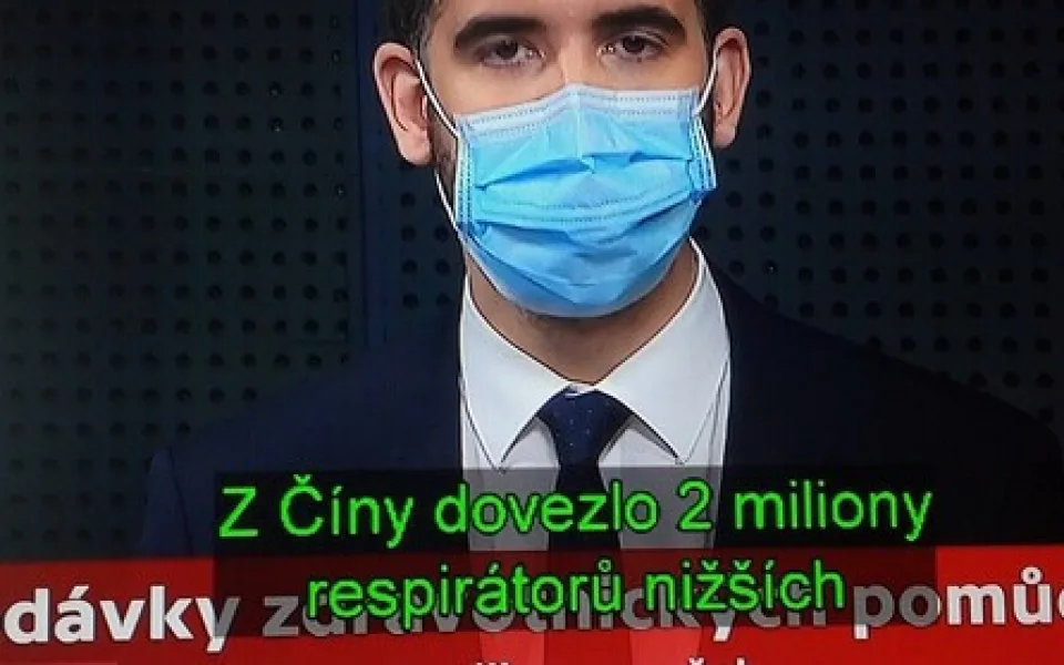 Takto vypadá titulkování v praxi na televizní obrazovce